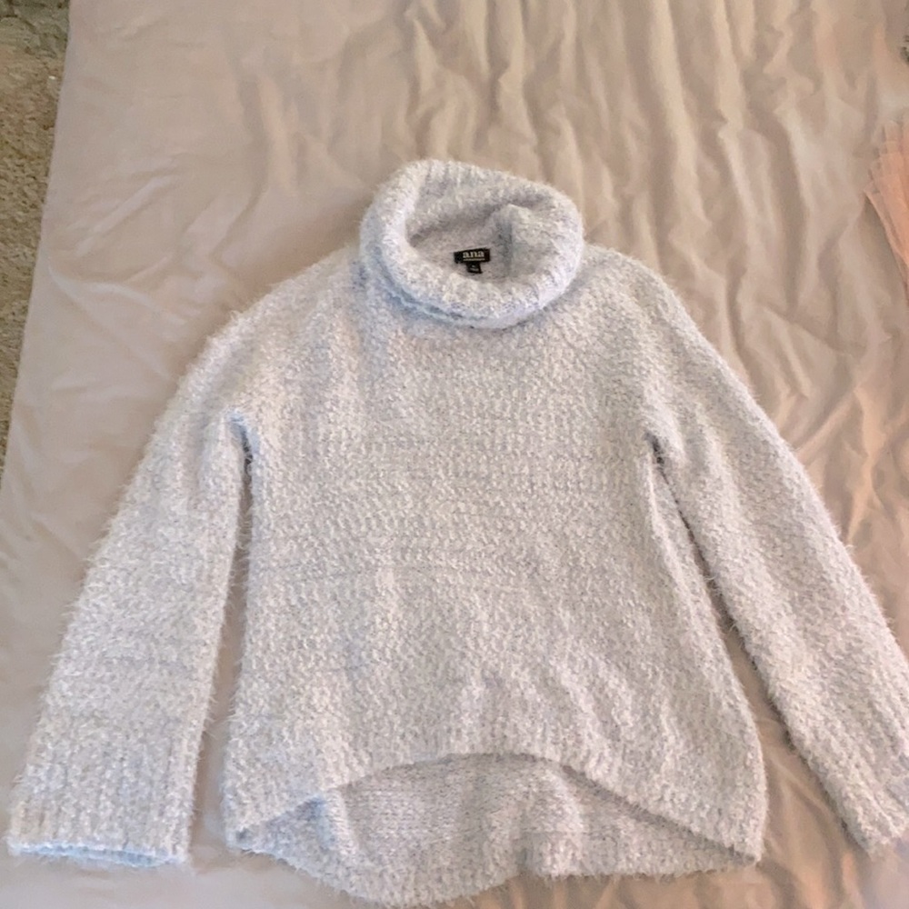 SUPER SOFT SWEATER